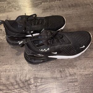 Nike air max 270 size 8.5